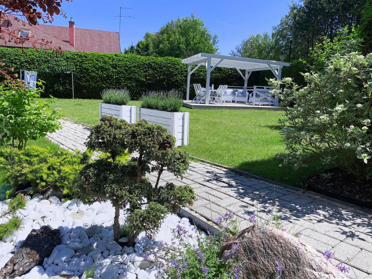 Szary Domek Apartamenty אוסטקה מראה חיצוני תמונה