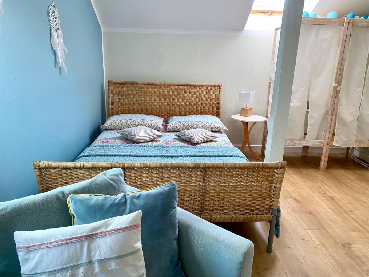 Szary Domek Apartamenty אוסטקה מראה חיצוני תמונה