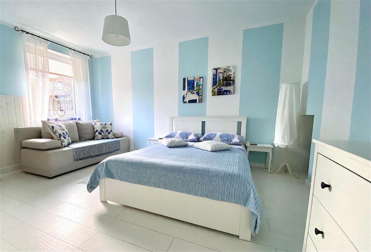 Szary Domek Apartamenty אוסטקה מראה חיצוני תמונה