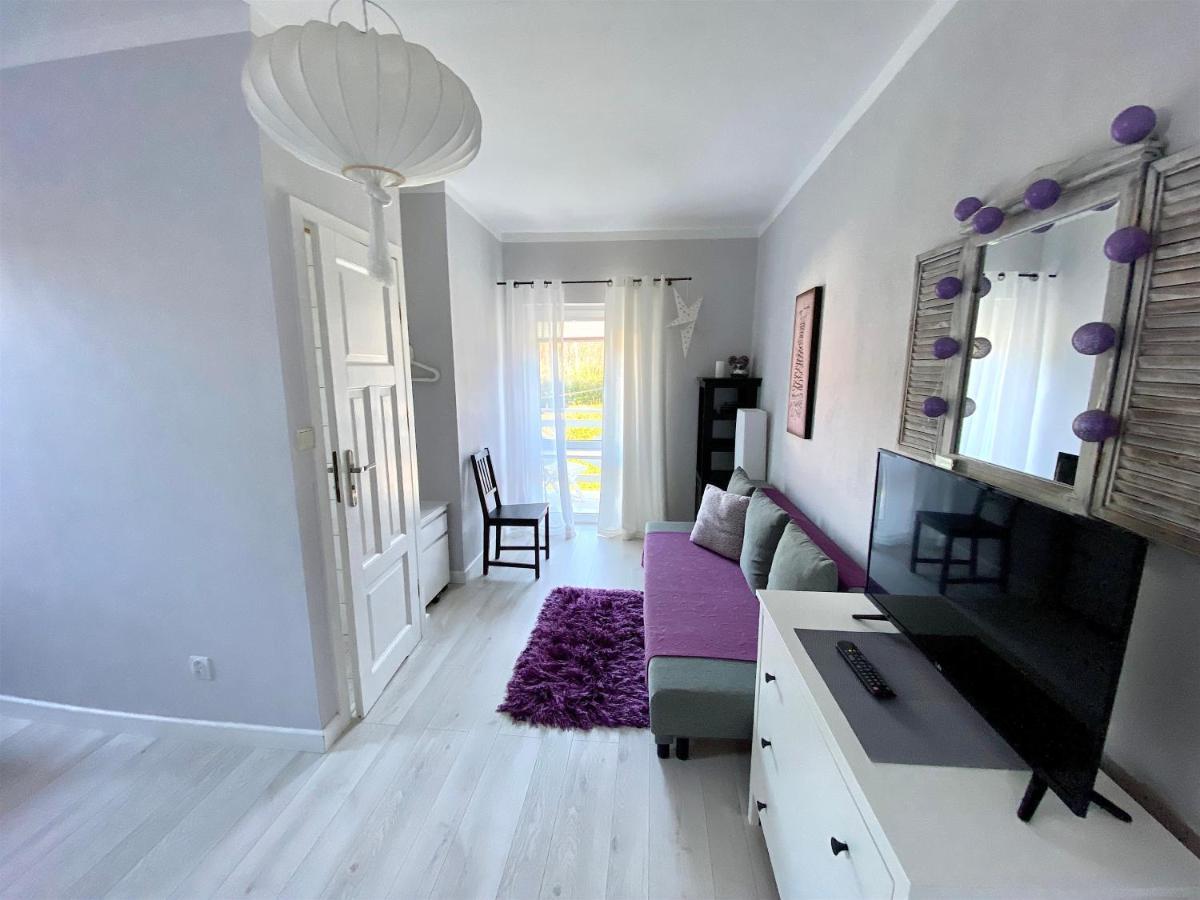 Szary Domek Apartamenty אוסטקה מראה חיצוני תמונה