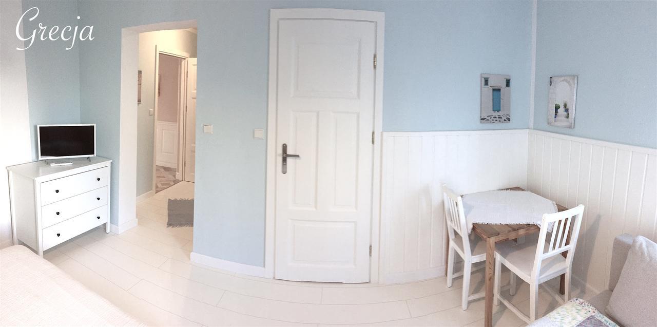 Szary Domek Apartamenty אוסטקה מראה חיצוני תמונה